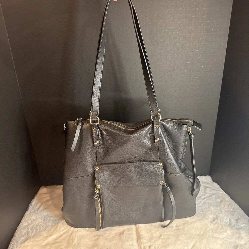 Extra Large Supple Blk Leather Kooba Shoulder Bag Tote Lots Of Pockets CLEAN